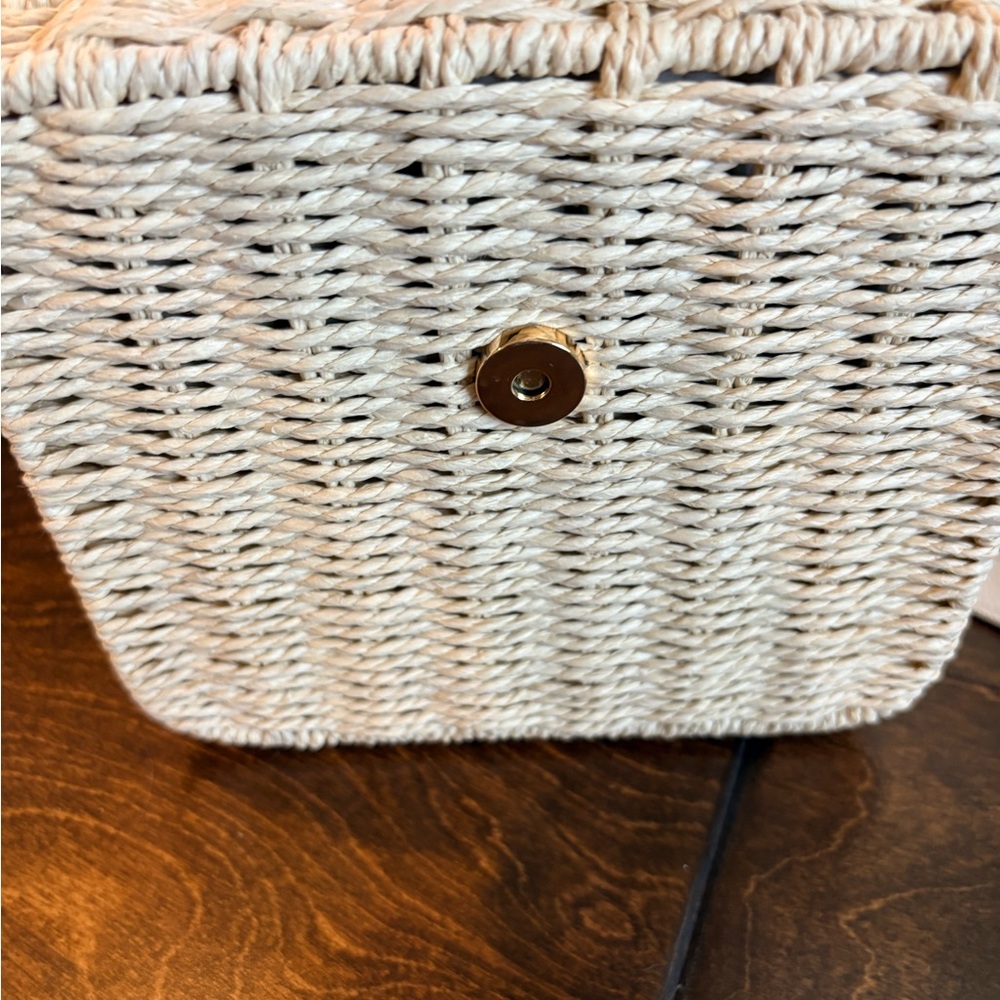 Woven Crossbody Bag with Decorative Bow - Cream - Picture 5 of 5